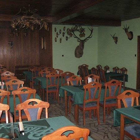 Hotel Reoneo Vernirovice Luaran gambar