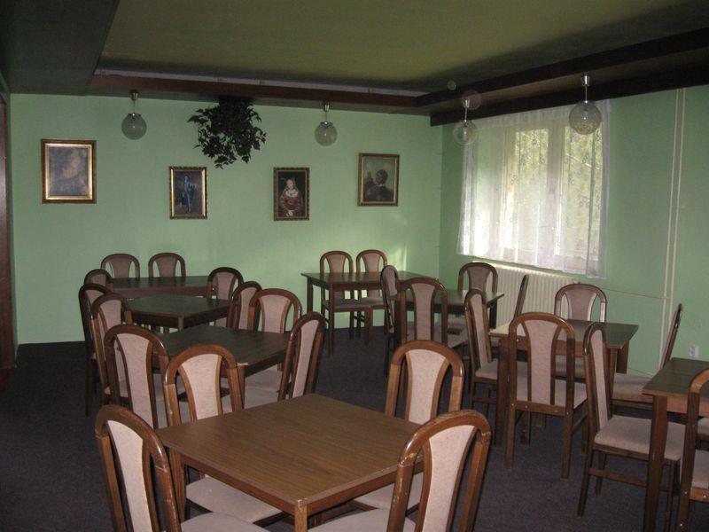 Hotel Reoneo Vernirovice Luaran gambar
